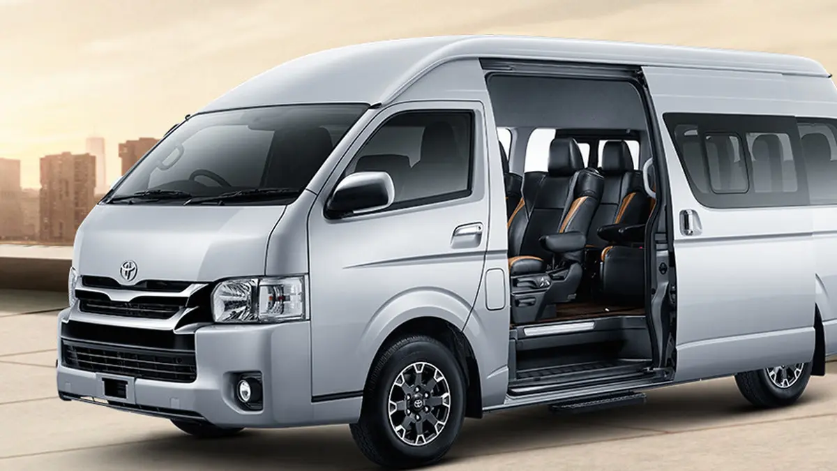 Toyota Hiace Commuter